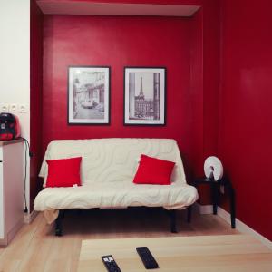 Château Rubis T2 hypercentre historique au pied du château