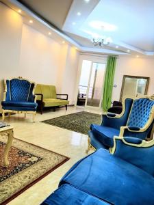 Skyline & Sea Apartment