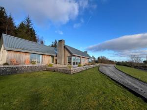 Lakeview Callow Luxury Retreat for Couples & Families Ideal Base for County Mayo