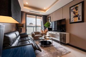 Madison modern 2br unit