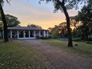 Casona de Epoca El Tatata - Establecimiento Las Costas