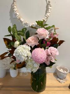 Treetop Retreat Northern Beaches with Stunning Pittwater Bay Views