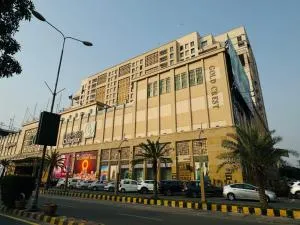 Gold Crest Executive Serviced Apartments DHA Lahore - Phase 4 - 拉合尔