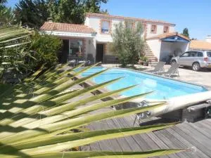 La Guérinière Villa avec Piscine Privée, 8 Pers - FR-1-823-144 - 拉盖里尼耶尔