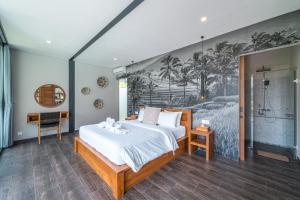 Xanadu - 5BR Ubud Designer Villa, Pool with Rice Fields Views