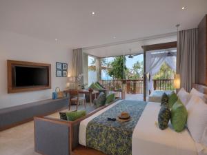 Candi Beach Resort & Spa