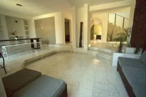 Casa La Embajada - El Centenario