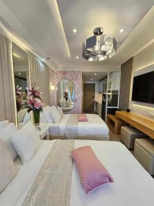 Graceful Getaway Suites