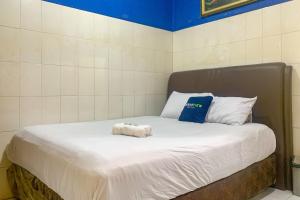 Urbanview Hotel Favorit Pamanukan Subang