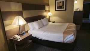Single King Room room in Haven Hotel Shawano WI