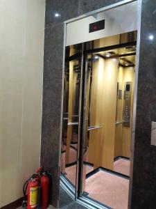 Nice Massage & Spa Hostel