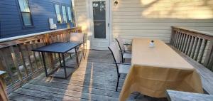 1 Bedroom Piña Pecan House by Palace of Nobles