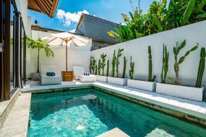 Charming 1-Bedroom Villa Sunflower with Private Pool in Canggu -Bali