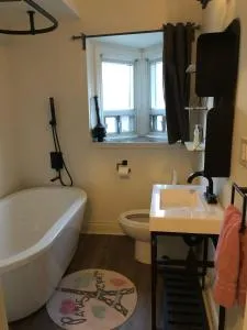 Gibson Guesthouse - Гамільтон