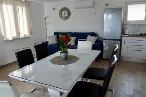 Villa Luketini Dvori, Primošten