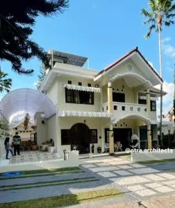 Blessed Villa 4BR Batu Malang - 谏义里