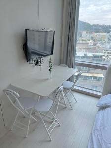 # Special Hotpl Central Location & Gwangalli Beach 3-minute walk & Mountain View