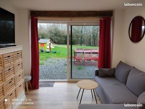 Gîte dans un écrin de verdure 3 mn mer