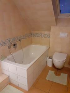 Ferienwohnung Ferienzimmer,nahe Rostock, Bentwisch Ot Albertsdorf bis 7 Personen