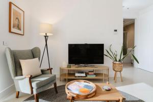 Fabulous Fitzroy with Parking