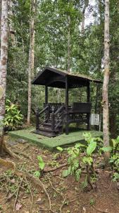 Escape to Nature Cozy Terrace Room by the River