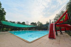 Mina Resort and Spa