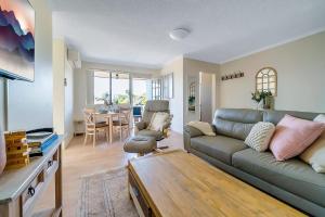 Rosehill Retreat Near Parramatta with Parking