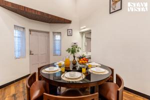 StayVista at Dsquare with BBQ & Bonfire