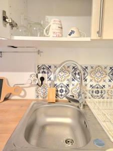 Studio neuf avec terrasse à Yerres, 200m de la gare