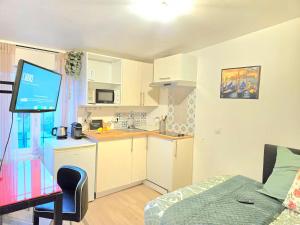 Studio neuf avec terrasse à Yerres, 200m de la gare