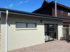 One on Albatros Road