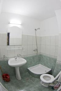 Casa Blanca din COSTINESTI
