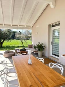 Casa RiVa - Among olive trees and the Tuscan coast