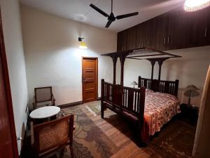 Aanandit aashiyana - A Blissful Place