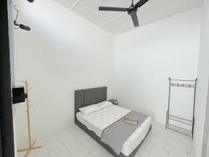 Muji Zen Minimalist Guest House