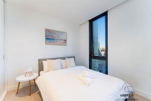 Mel CBD 2 bed room