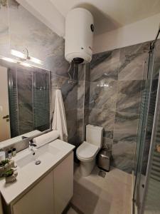 Finikas Apartment R205