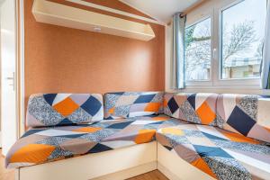 Campings Mobilhome - piscines - terrasse : photos des chambres
