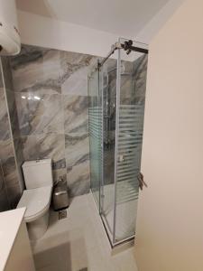 Finikas Apartment R205