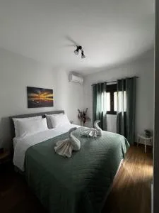 Hellen suites - Skála Ormilíon