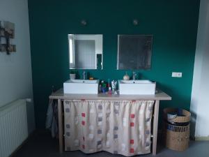 Maisons de vacances Maison tres agreable : photos des chambres