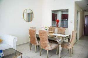 Vserve - 1 BR Stunning Canal and Burj Khalifa View