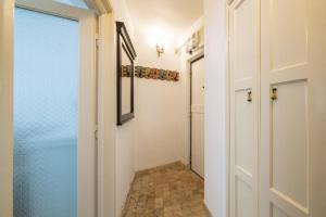 Cismigiu Apartment with Balcony & View