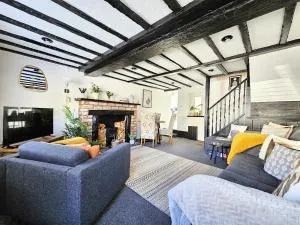 Leaf Tree Cottage, close to Coast, Lakes and Fells - 温斯卡尔斯