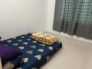 Jieayie Homestay - 玻璃市港口