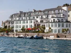 37 The Salcombe - South Pool