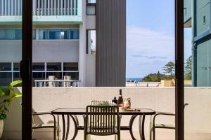 Manly Central Loft a Chic Studio Apartment in the Heart of Manly