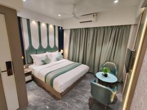 Hotel Prime Suites Airoli