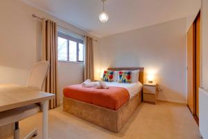 Pass the Keys Spacious Modern Home near River Cam Free Parking