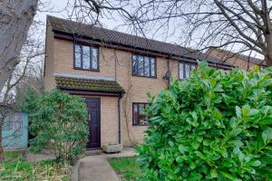 Pass the Keys Spacious Modern Home near River Cam Free Parking